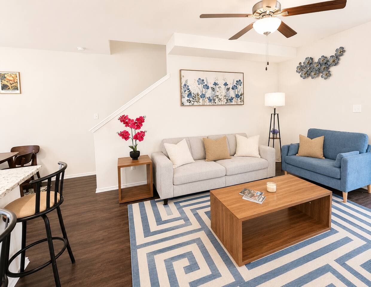 BRAND NEW | 3 King BR | Backyard + Parking 3