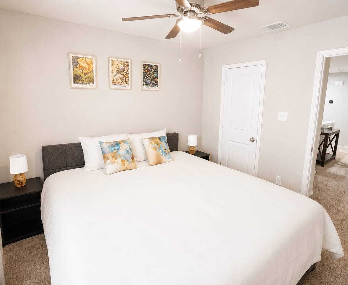 Central | 3 Kings | Fully Stocked + Parking 50