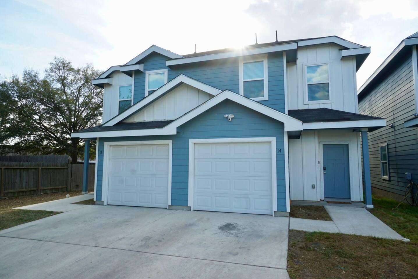 Central | 3 Kings | Fully Stocked + Parking 11