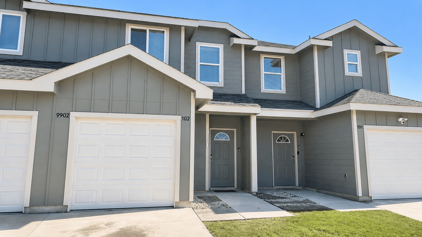 3BR+3BR | 2 Kitchens I Two Adjacent Homes 9