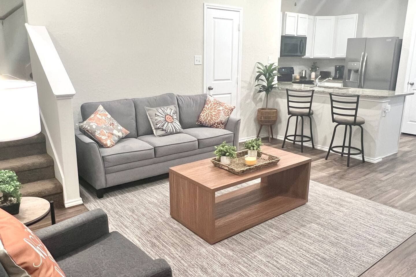 Two Adjacent 3BR Homes Clean Family Friendly 41