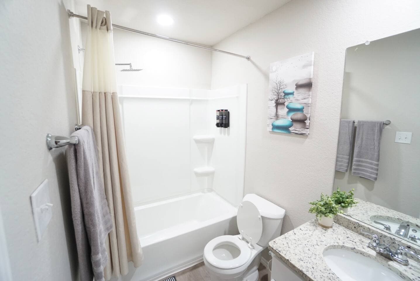 NEW 3 King BR I Central Loc | Fully Stocked 30