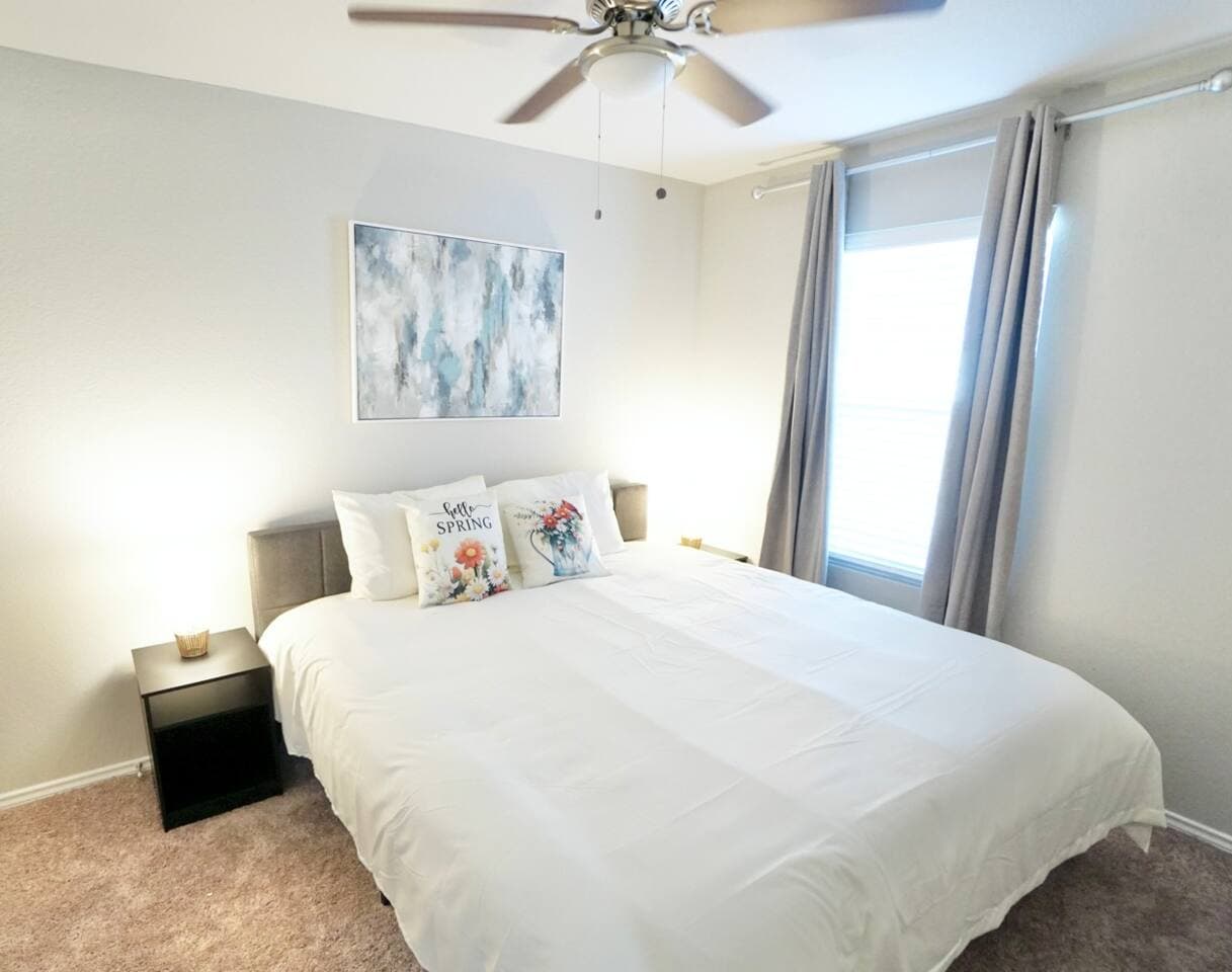 NEW 3 King BR I Central Loc | Fully Stocked 35