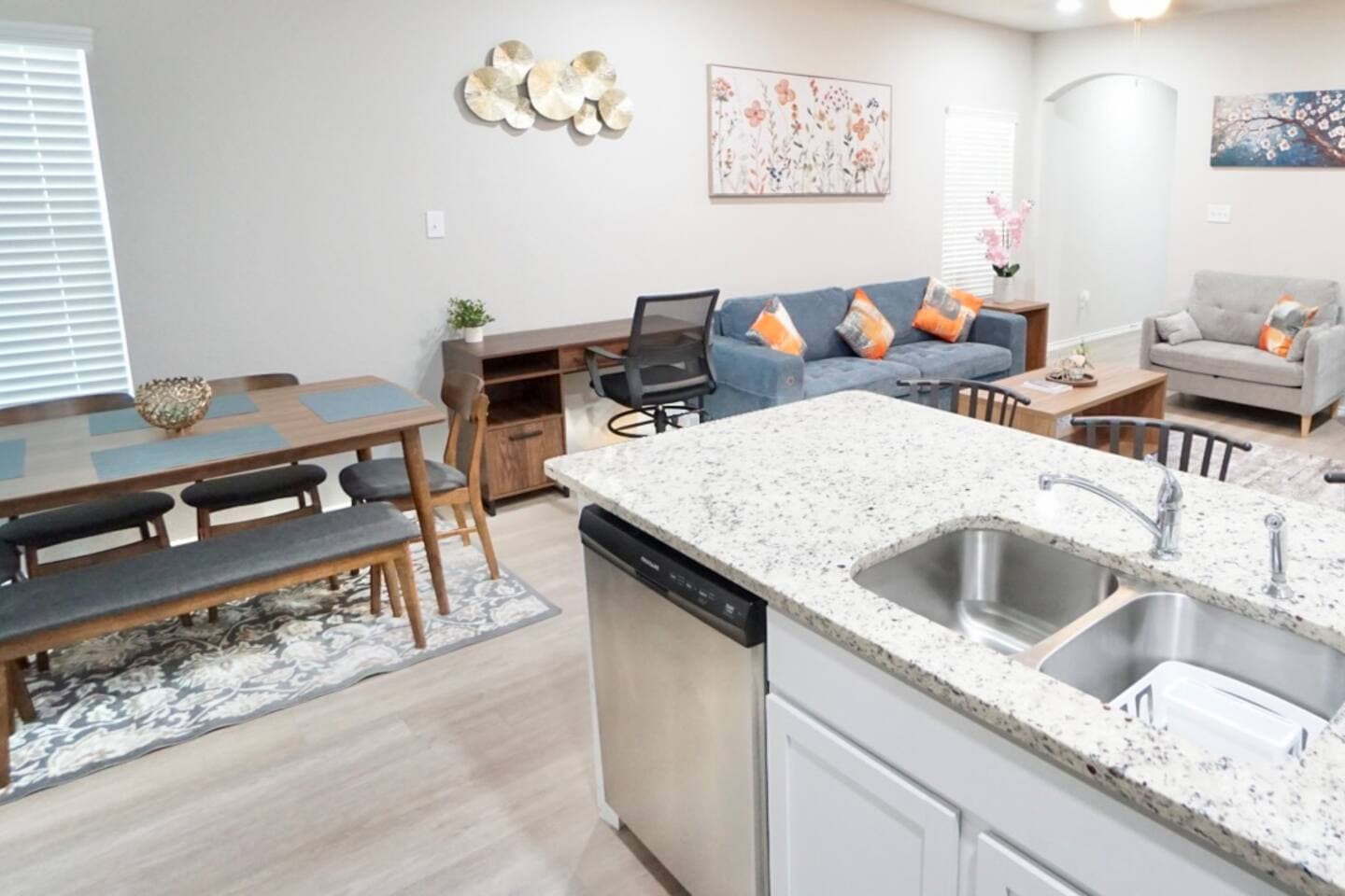 3BR+3BR | 2 Kitchens I Two Adjacent Homes 53