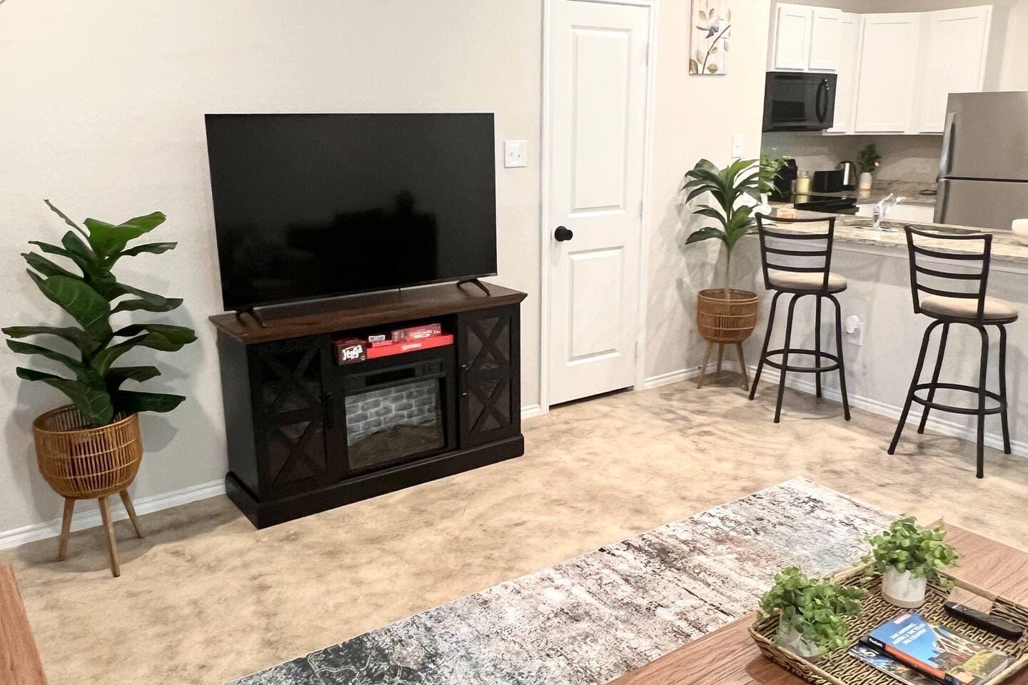 3BR+3BR | 2 Kitchens I Two Adjacent Homes 18