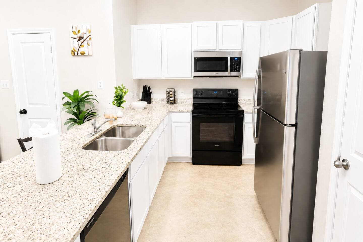 3BR+3BR | 2 Kitchens I Two Adjacent Homes 38