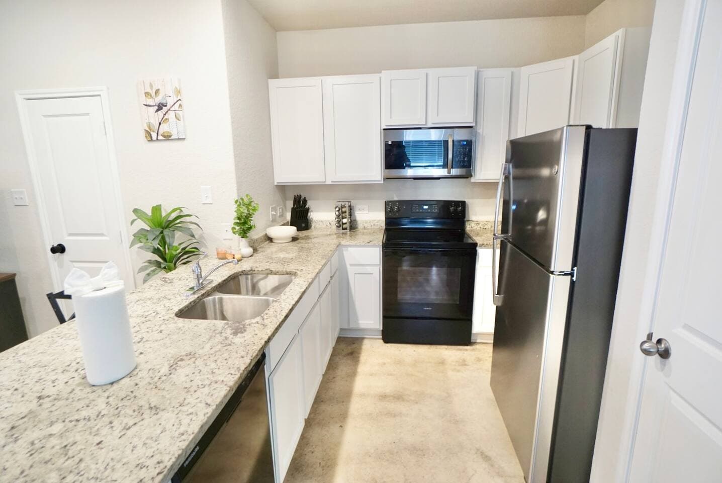 3BR+3BR | 2 Kitchens I Two Adjacent Homes 15