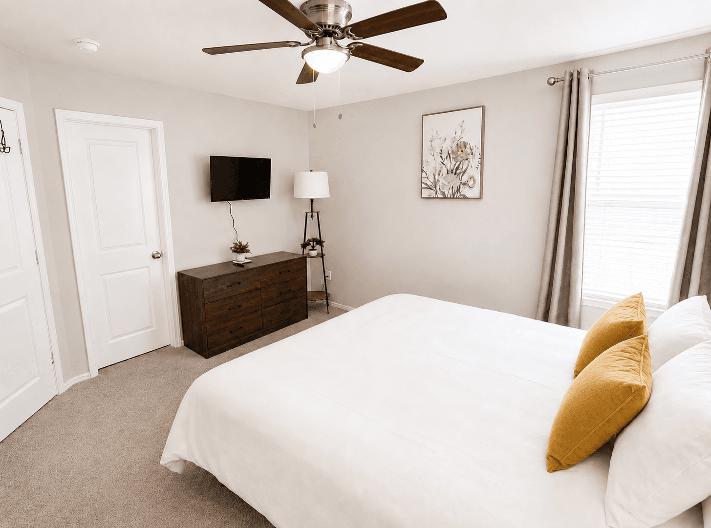 BRAND New 3 KING BR near JBSA Randolph AFB 14