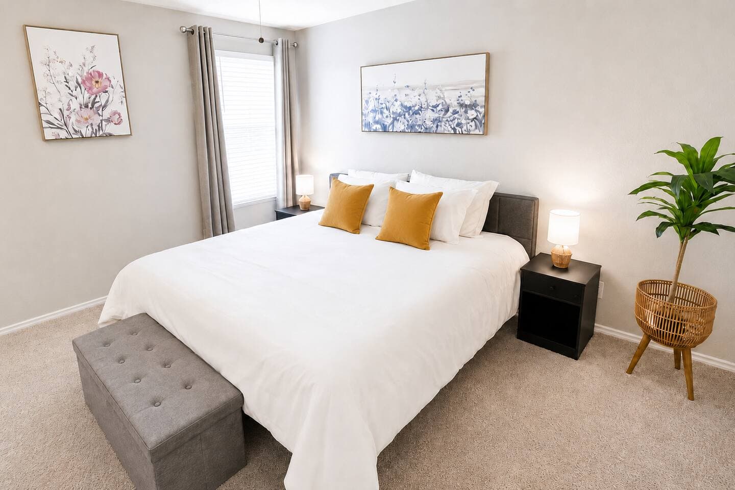 Central | 3 Kings | Fully Stocked + Parking 4